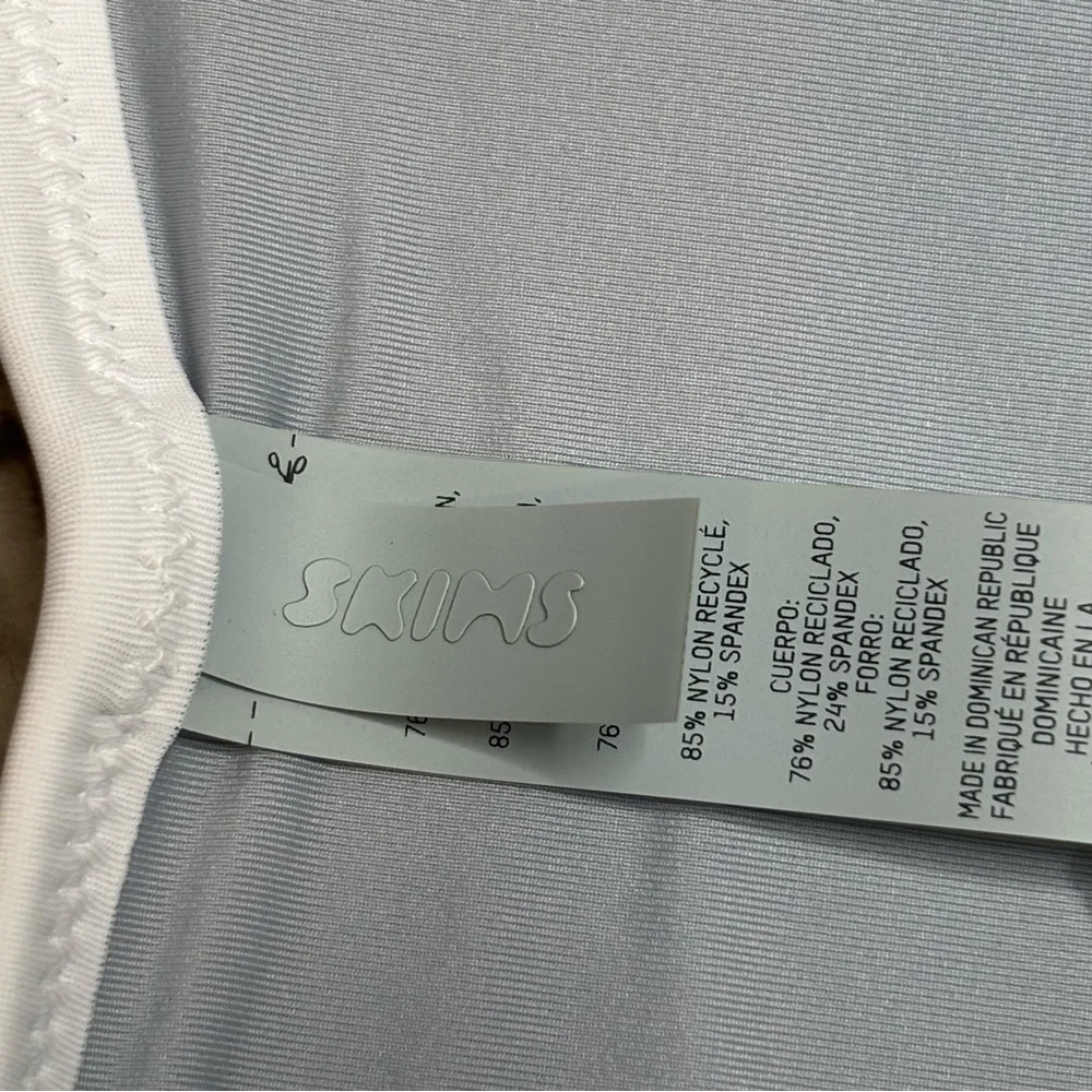 NWT SKIMS Sporty Zipper Tanga Swim Bottom Size Medium